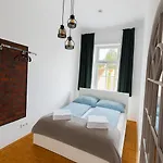 Urban By Bestchoice - Free Parking - Self Check-in Апартаменти